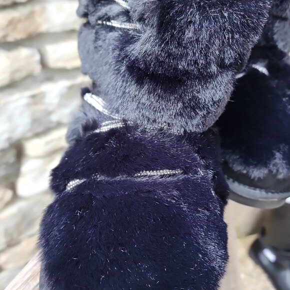 Azalea Wang Faux Fur Winter boots New - Picture 4 of 4